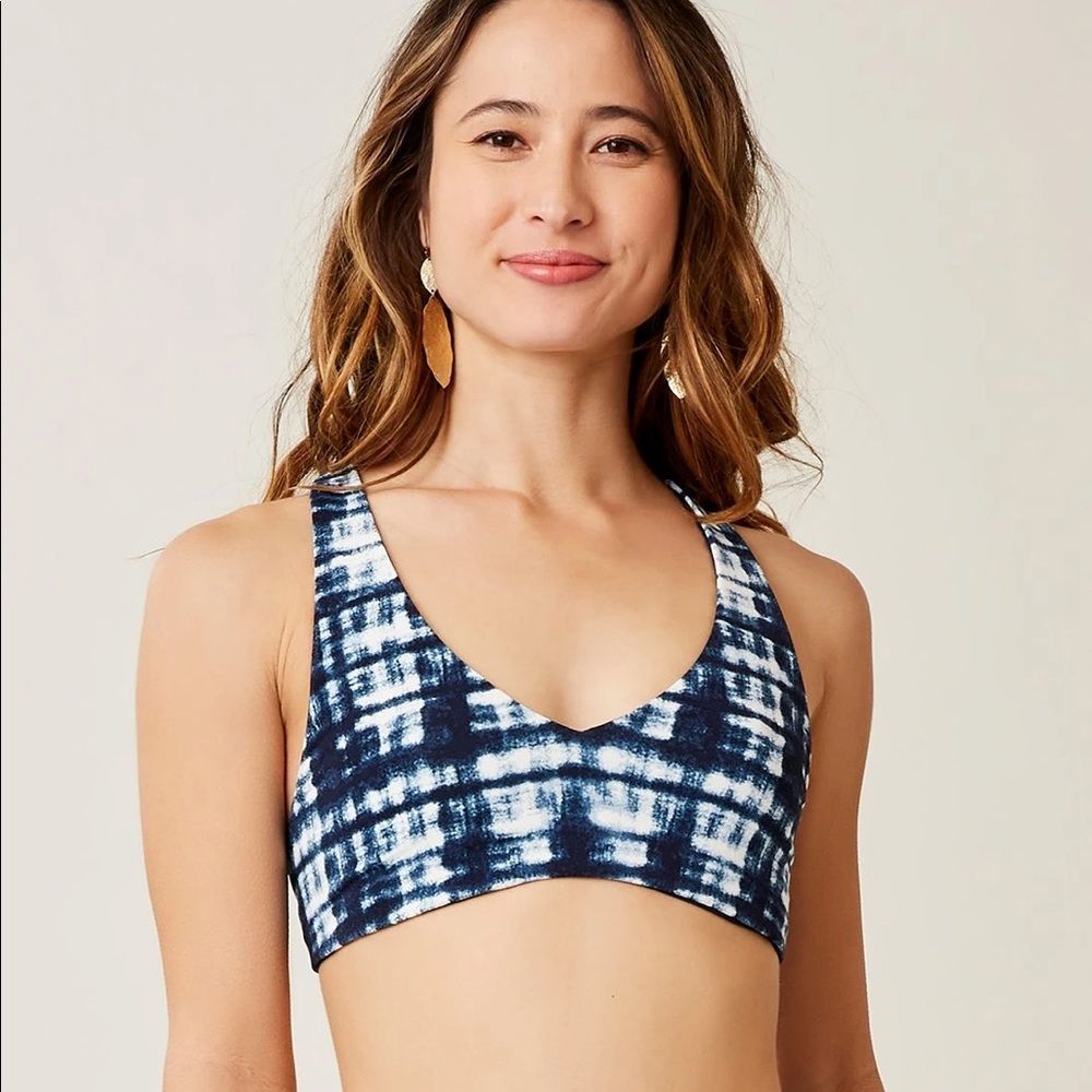 LAST ONE☝️NWT - XS Carve Designs | La Jolla Reversible Top - Tie-dyed Blue